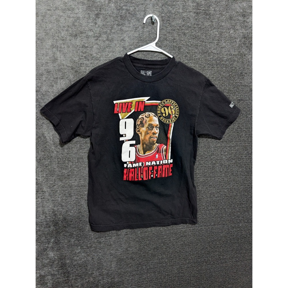 Hall of Fame Dennis Rodman Live in 96 Graphic T-Shirt Black Mens Size Medium
